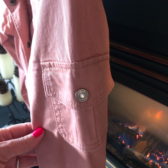 Light pastel pink rose colored stretch fitting jacket - Like new - Size Medium - Picture 7 of 7